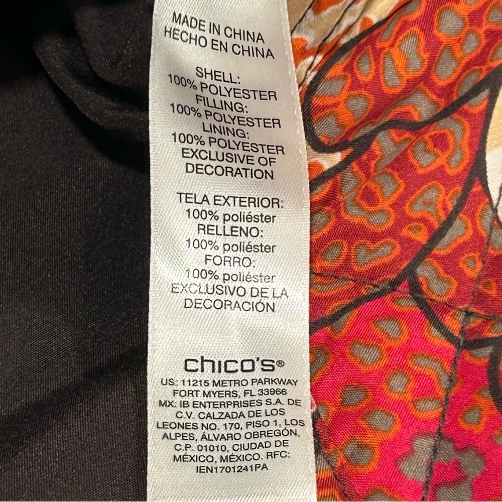Chico's Women’s Quilted Black Puffer Vest, Floral Cottage Core, Size 2 (US 12) - Picture 7 of 8